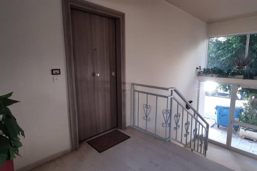 Bilocale - Δίχωρο Διαμέρισμα Δίπλα Στα Ψηλαλώνια Patras Exterior photo